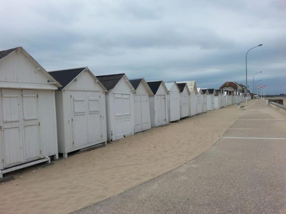 Maison Avec Terrasses A 300M De La Mer Juno Beach Bernières-sur-Mer Exteriér fotografie